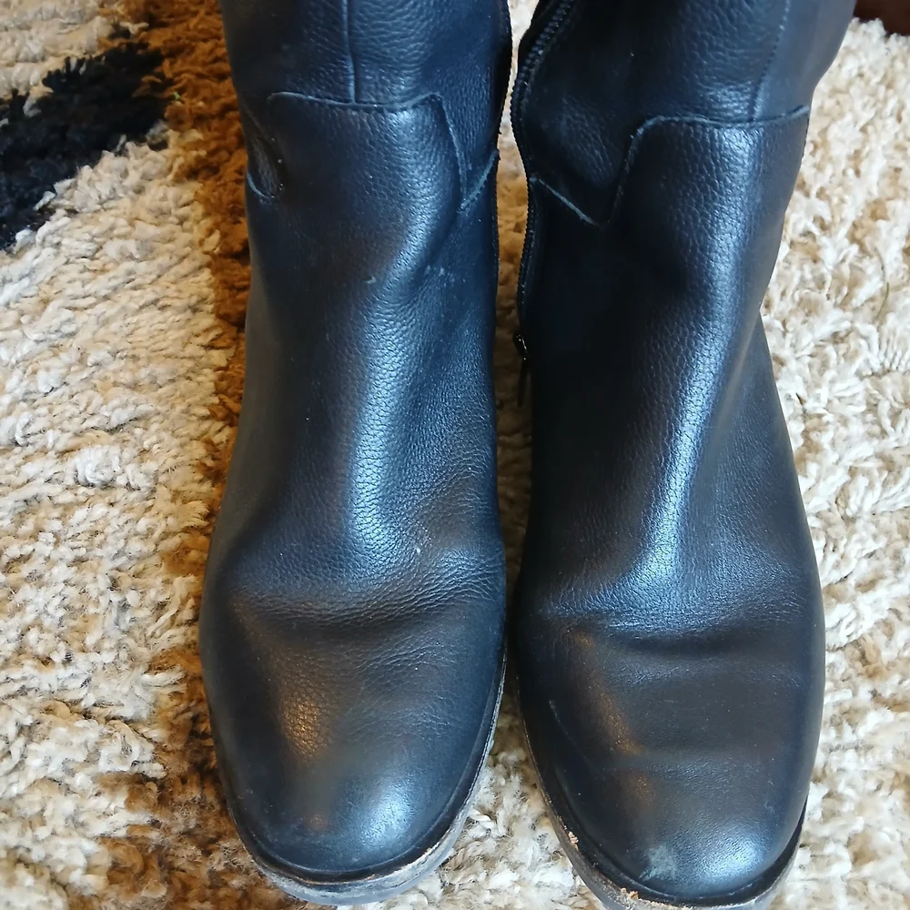 Vince Camuto Leather Black Over-the-Knee Riding Boots Women's 7M